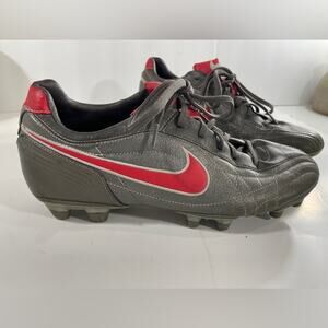 Nike Women’s Soccer Cleats Air Legend FG Zoom Grey Red Leather Size 9.5